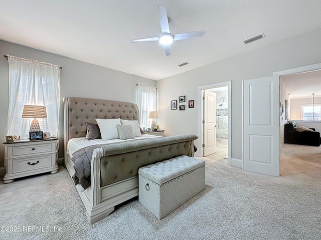 10068 ILLUMINATION Drive, Jacksonville, FL 32256