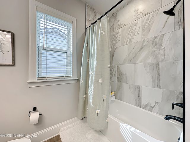 10068 ILLUMINATION Drive, Jacksonville, FL 32256