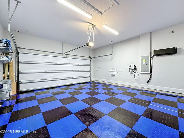 10068 ILLUMINATION Drive, Jacksonville, FL 32256