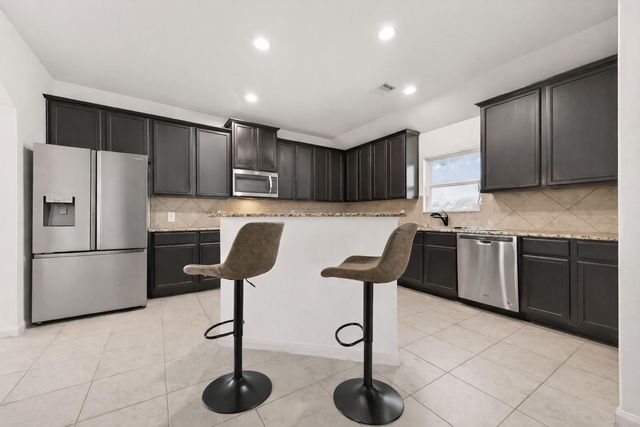 9022 Nina Road, Conroe, TX 77304