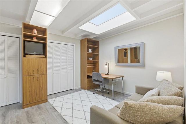 2640 Elmdale Place, Palo Alto, CA 94303