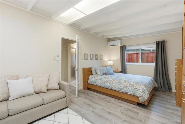 2640 Elmdale Place, Palo Alto, CA 94303