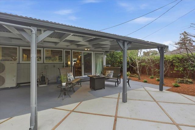 2640 Elmdale Place, Palo Alto, CA 94303