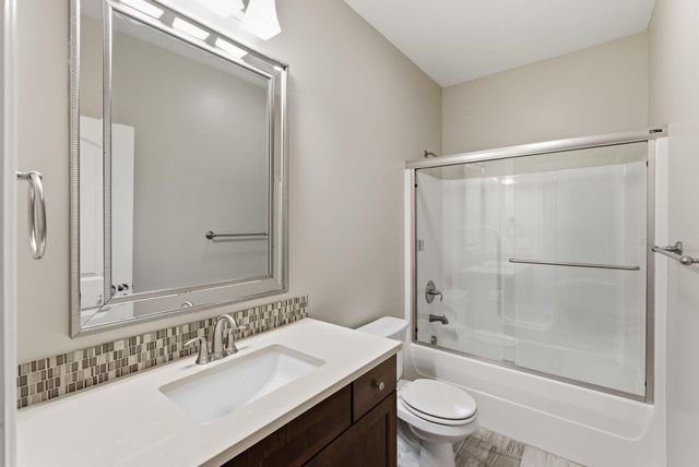 1005 E Rosemont Ct., Andover, KS 67002