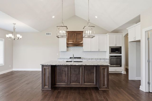 1005 E Rosemont Ct., Andover, KS 67002