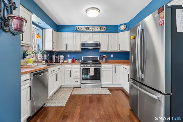 154 Hull Street, Ansonia, CT 06401