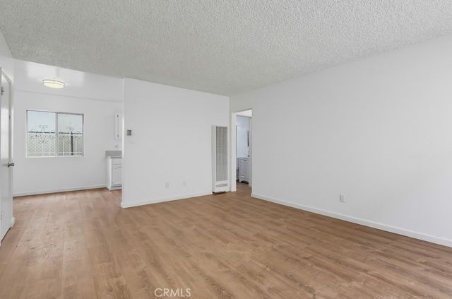 721 W 54th Street, Los Angeles, CA 90037