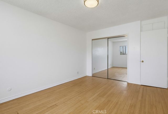 721 W 54th Street, Los Angeles, CA 90037
