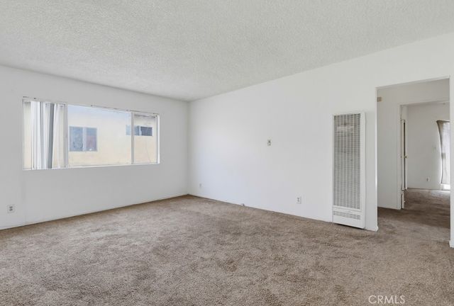 721 W 54th Street, Los Angeles, CA 90037