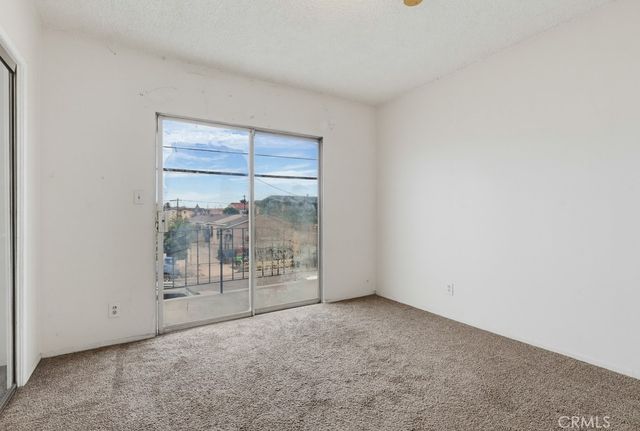 721 W 54th Street, Los Angeles, CA 90037