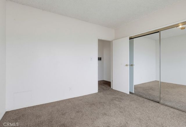 721 W 54th Street, Los Angeles, CA 90037