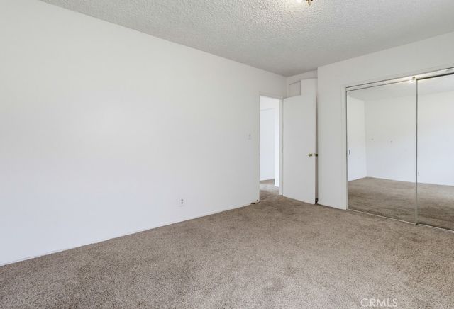 721 W 54th Street, Los Angeles, CA 90037