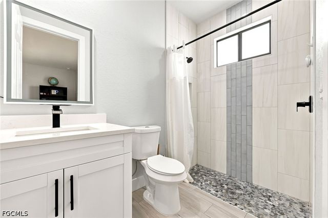 2830 NW 46th PL, Cape Coral, FL 33993