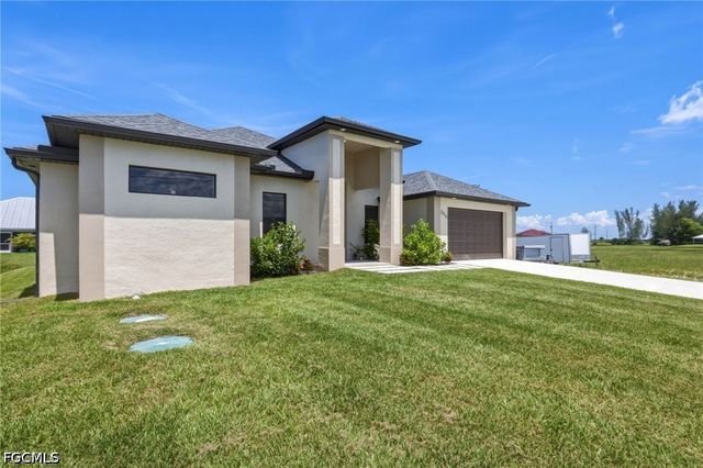 2830 NW 46th PL, Cape Coral, FL 33993