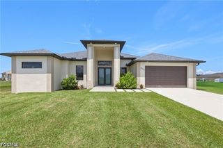 2830 NW 46th PL, Cape Coral, FL 33993