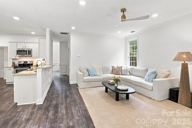 9434 Valley Road, Charlotte, NC 28270