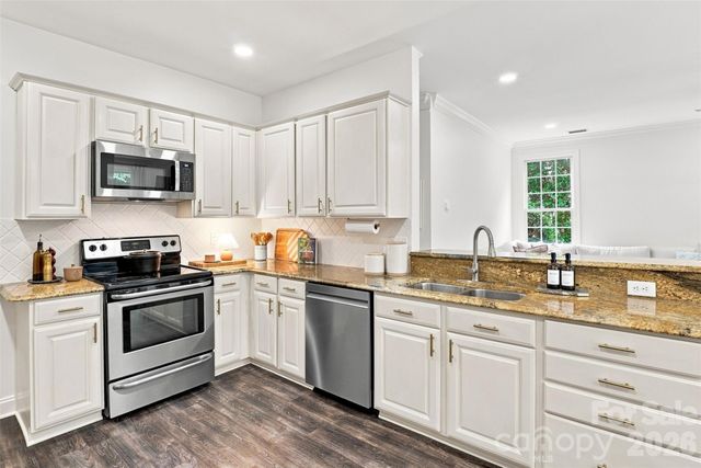 9434 Valley Road, Charlotte, NC 28270