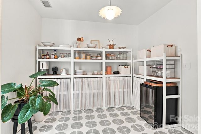 9434 Valley Road, Charlotte, NC 28270