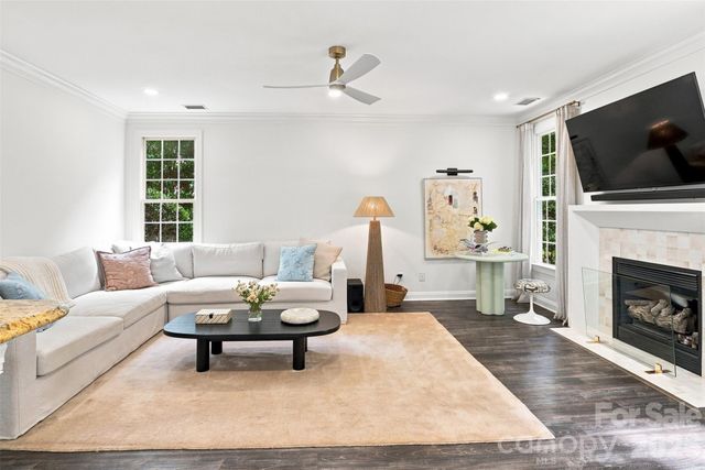 9434 Valley Road, Charlotte, NC 28270