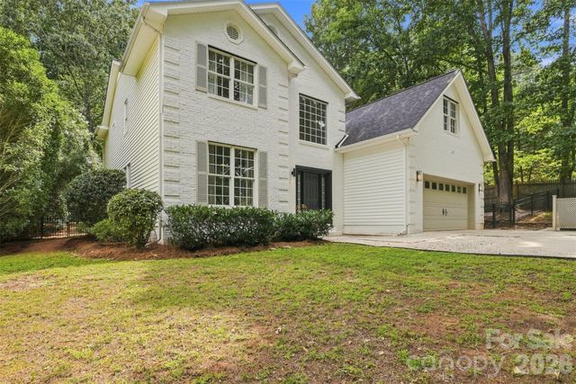 9434 Valley Road, Charlotte, NC 28270