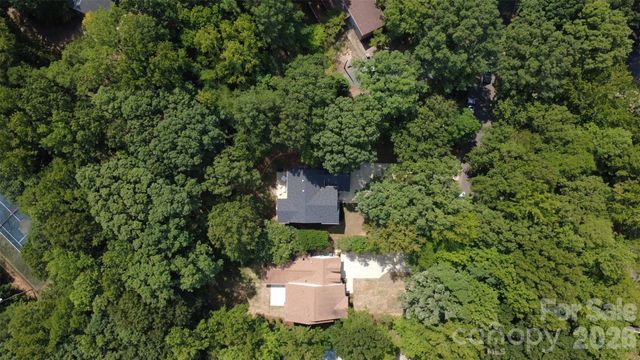 9434 Valley Road, Charlotte, NC 28270