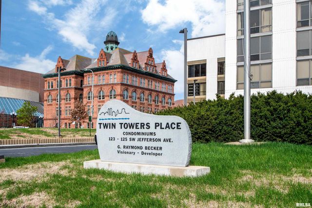 125 SW JEFFERSON Avenue W4W, Peoria, IL 61602