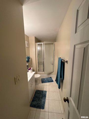 125 SW JEFFERSON Avenue W4W, Peoria, IL 61602