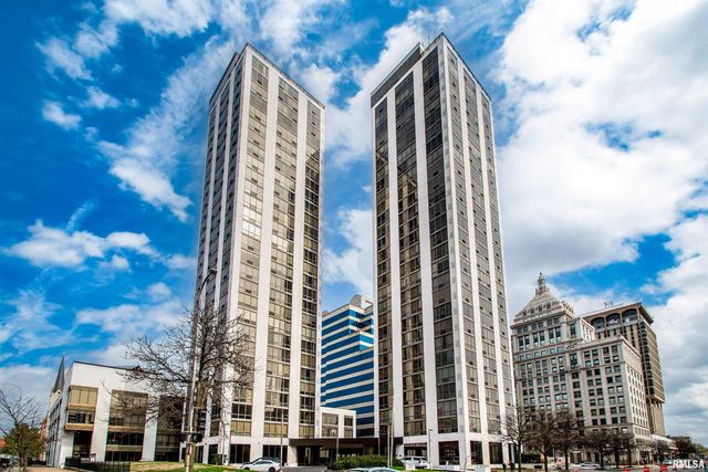 125 SW JEFFERSON Avenue W4W, Peoria, IL 61602