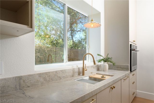 12007 Oakland Hills Drive, Las Vegas, NV 89141