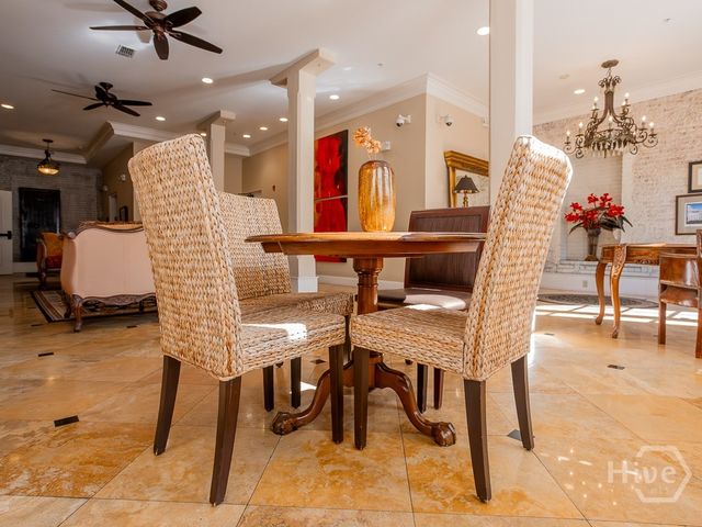 5 Whitaker Street 202 E, Savannah, GA 31401