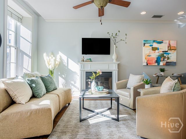 5 Whitaker Street 202 E, Savannah, GA 31401