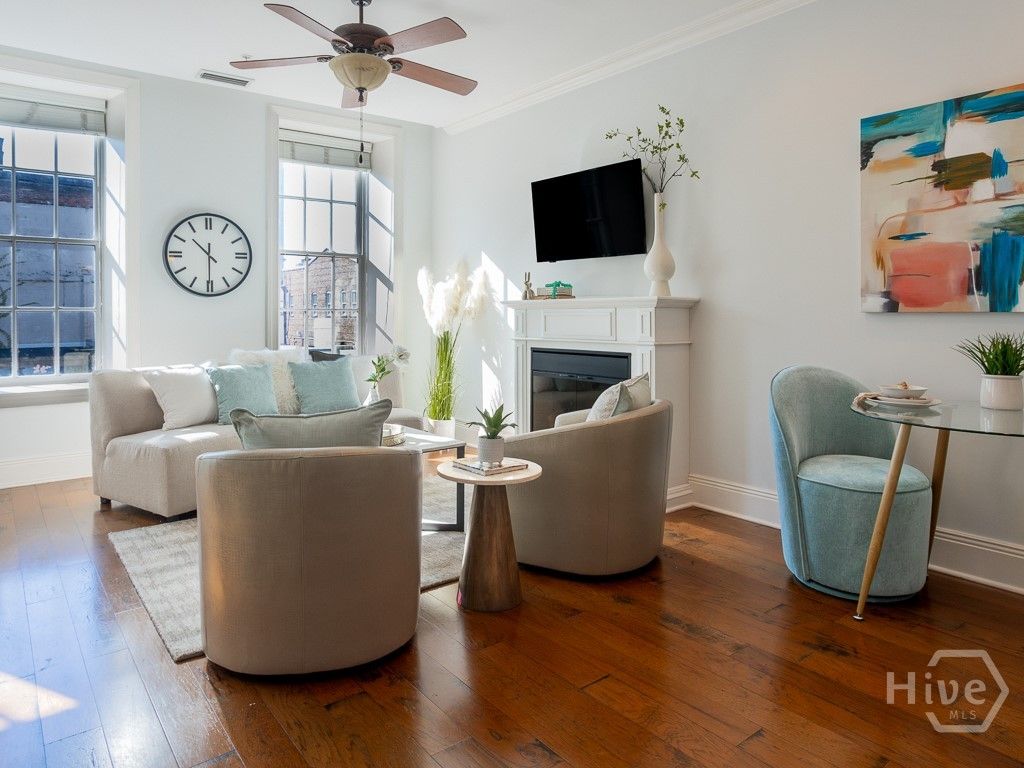 5 Whitaker Street 202 E, Savannah, GA 31401