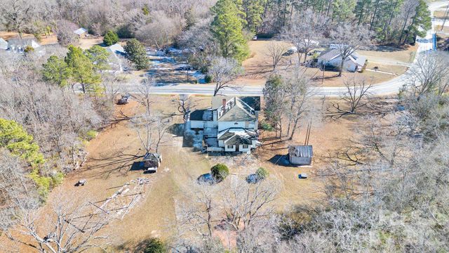 4521 Edgeland Road, Edgemoor, SC 29712
