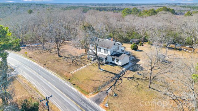 4521 Edgeland Road, Edgemoor, SC 29712