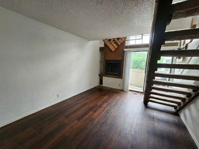 701 W 25th ST 1, Austin, TX 78705