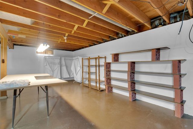 1645 A Avenue, Marion, IA 52302