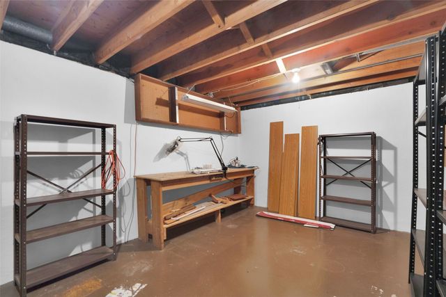 1645 A Avenue, Marion, IA 52302