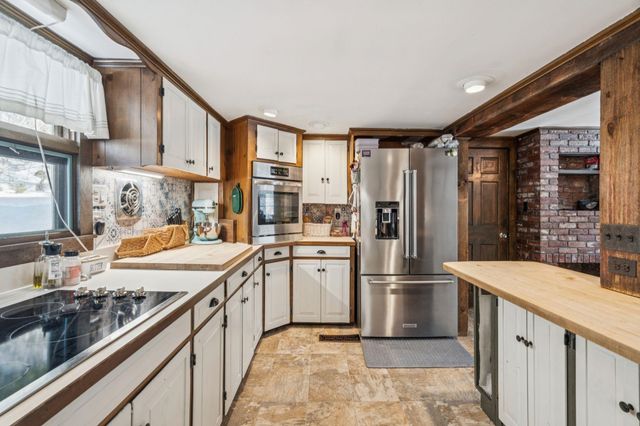 311 Fairgrounds Road, Bradford, NH 03221