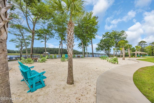 2220 Bungalow Parc Way, Calabash, NC 28467