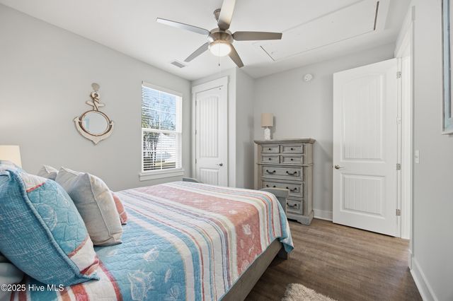 2220 Bungalow Parc Way, Calabash, NC 28467