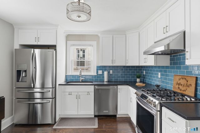 497 Fern Street, West Hartford, CT 06107