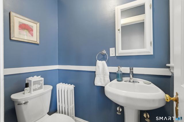 497 Fern Street, West Hartford, CT 06107