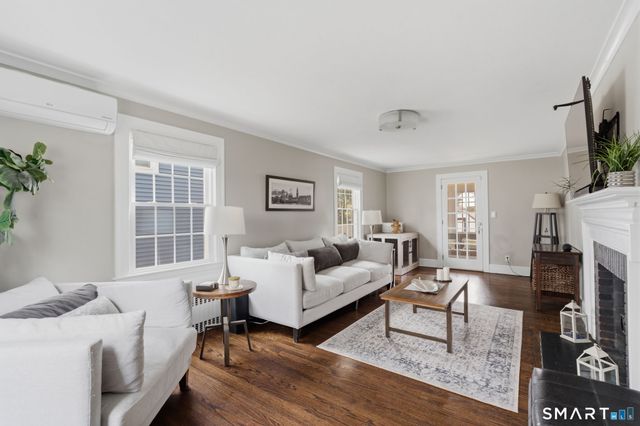 497 Fern Street, West Hartford, CT 06107