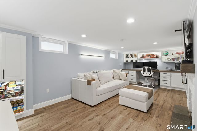 497 Fern Street, West Hartford, CT 06107