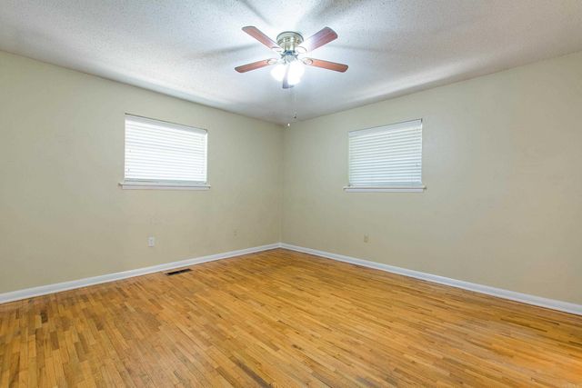 5820 Greenhurst Drive, North Little Rock, AR 72116