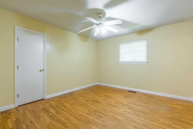 5820 Greenhurst Drive, North Little Rock, AR 72116