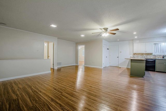 5820 Greenhurst Drive, North Little Rock, AR 72116