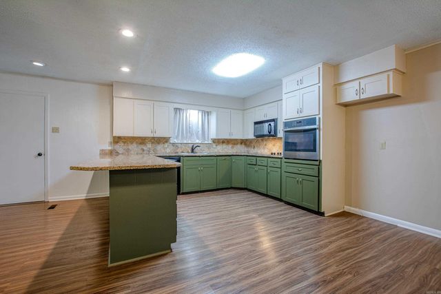 5820 Greenhurst Drive, North Little Rock, AR 72116