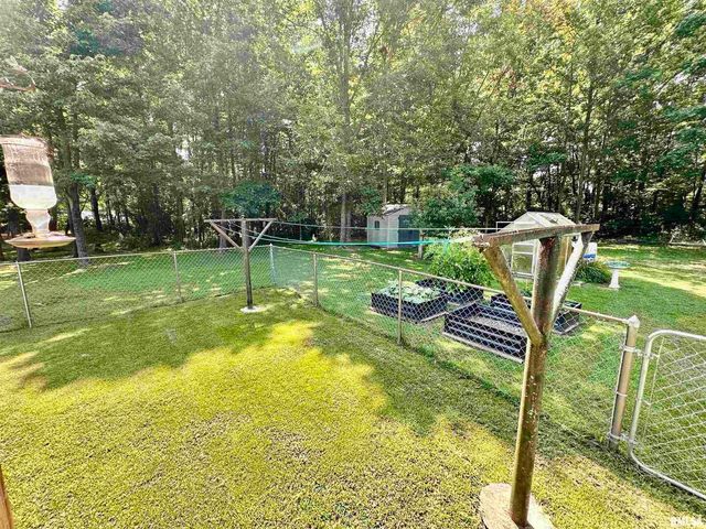 1409 W 5TH Street, West Frankfort, IL 62896