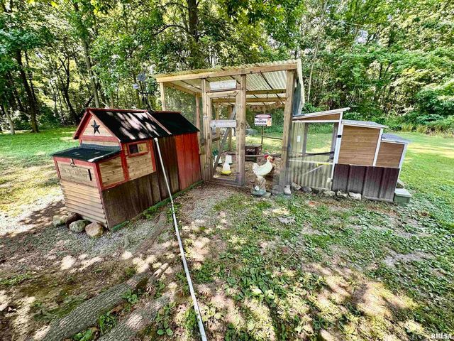 1409 W 5TH Street, West Frankfort, IL 62896